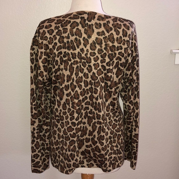 Leopard button down sweater - Picture 4 of 6